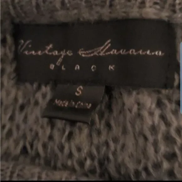 Vintage Havana Black gray open weave sweater - Picture 4 of 7